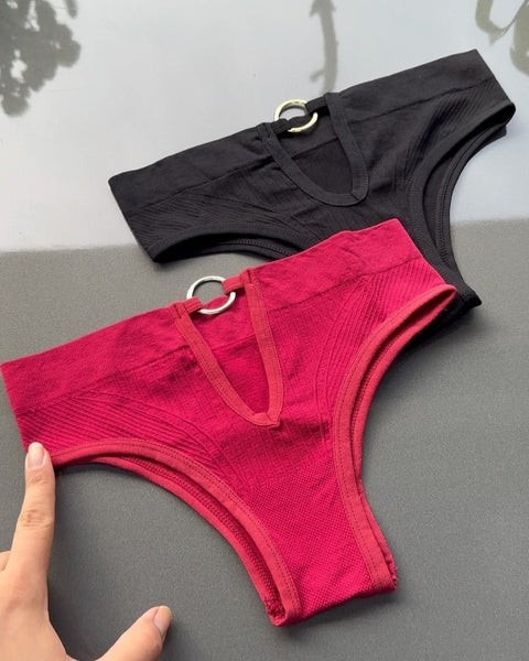 Free-Cut Women's Panty with Chic Ring
