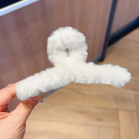 Fur Hair Claw Clips Strong Grip Stylish Winter Hair Accessory