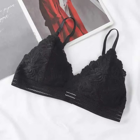 Lace Strap Wireless Bra With Thin Cups and Detachable Pads
