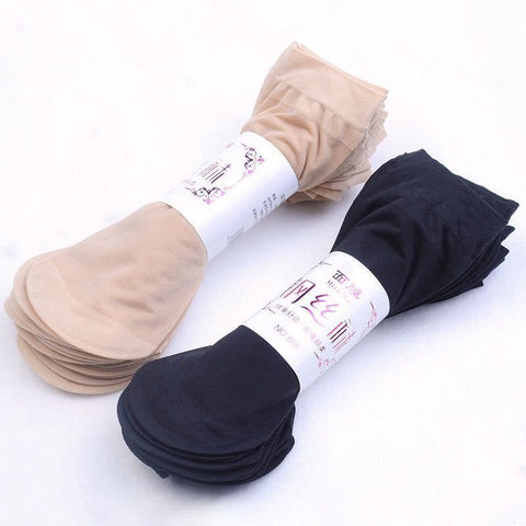 Lightweight Plain Fashion Socks for Women